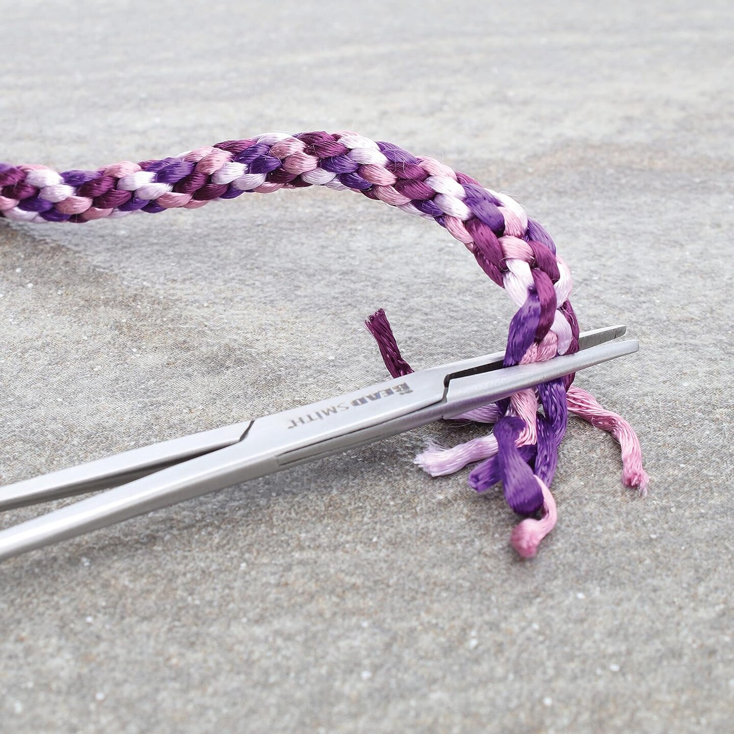 The Beadsmith Hemostat Clamp – Smooth Jaw – 5 inches – Stainless Steel – Prevents Beads from Sliding Off Unfinished Strung Jewelry – Ideal Tool for Hobbies, Electronic, Fishing and Other Crafts