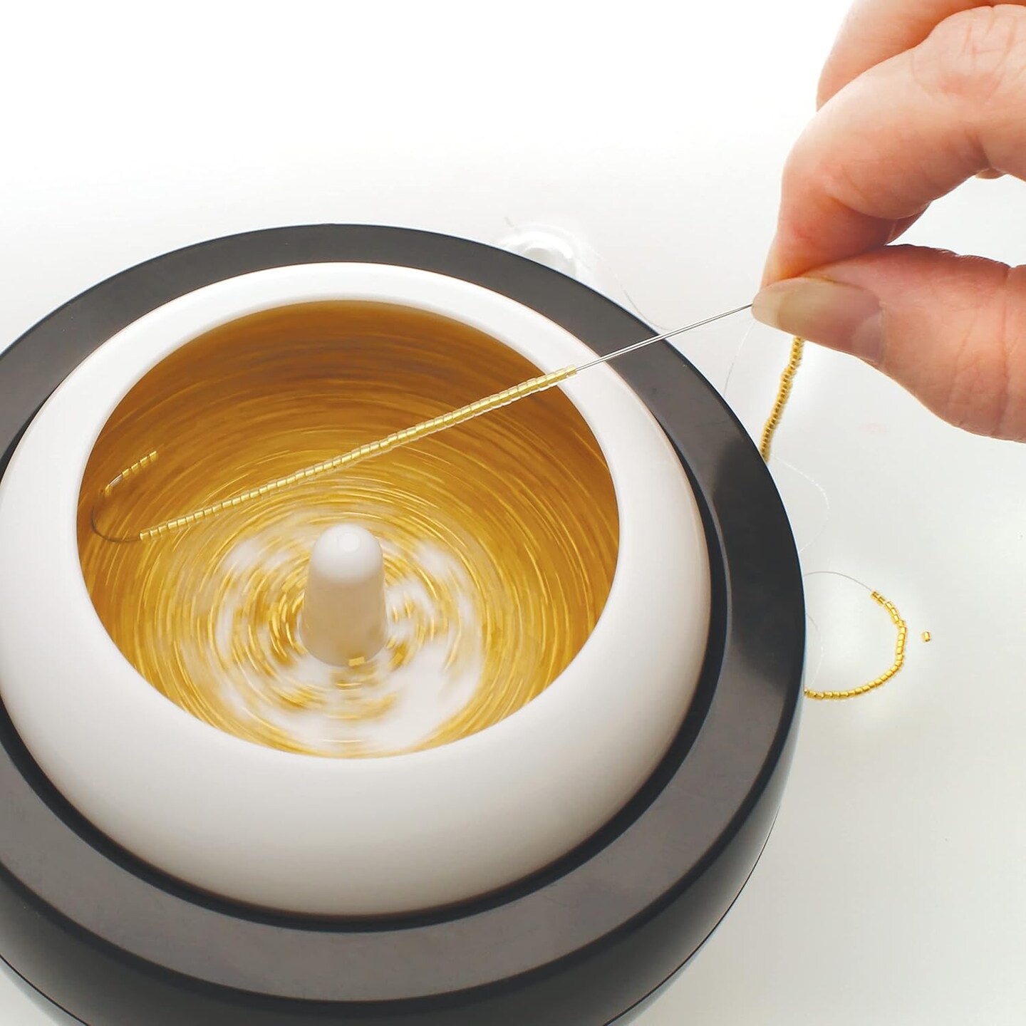 The Beadsmith Basic Elements Spin & String Needle, 4.25 inches (107.95mm), 50 Pieces Per Pack, Quickly and Efficiently Load Beads onto Your Thread, Works Best with 15/0 – 11/0 Seed Beads