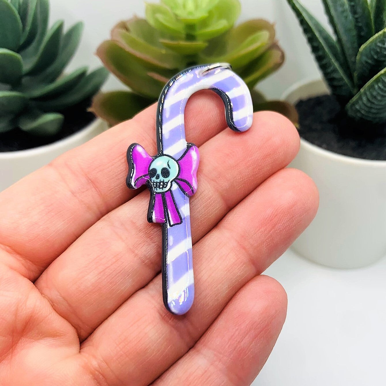 Creepy Christmas Candy Cane with Skull Charms, 58x29mm