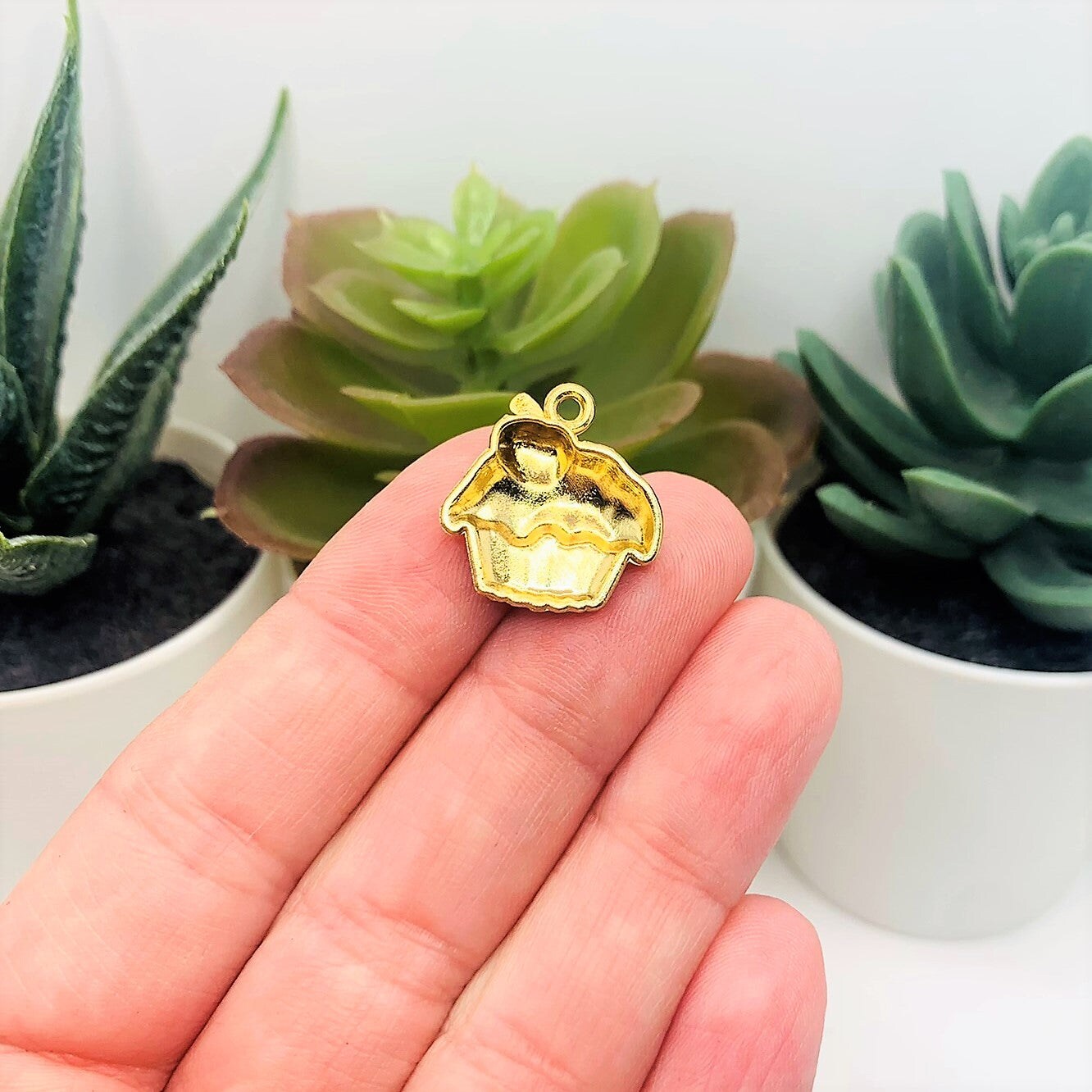 Enamel Cupcake with Sprinkles Charm, 19x18mm