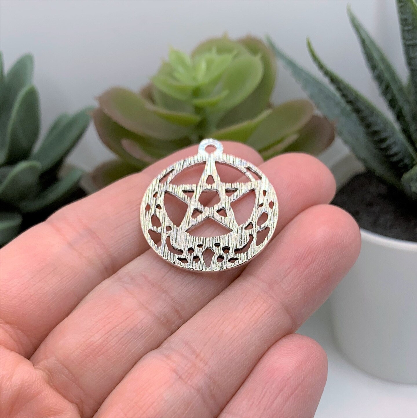 Silver Celtic Knot Pentacle Charms, 31x26mm