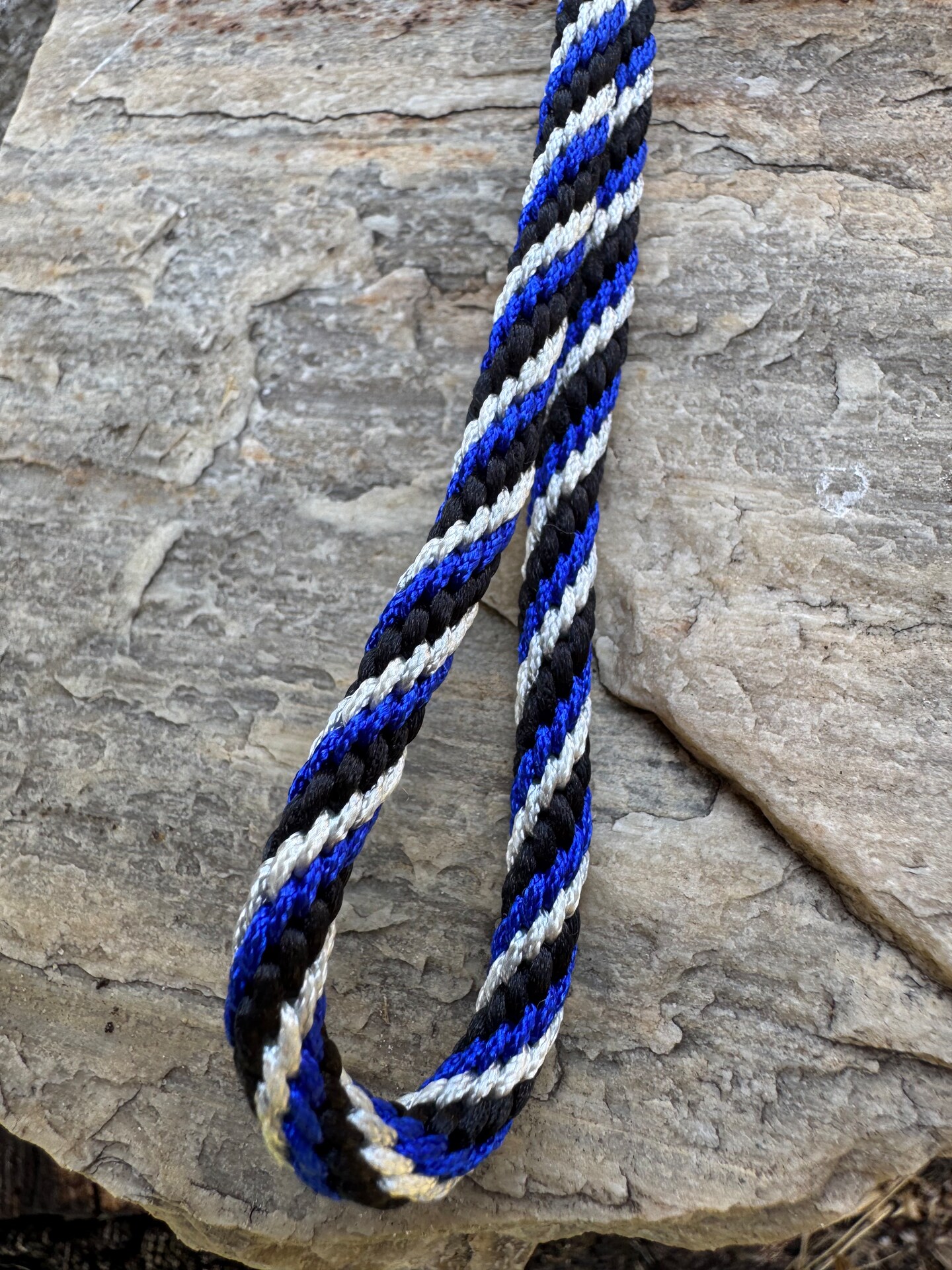 Suzuki Keychain Lanyard – Hand-Braided Kumihimo Accessory for