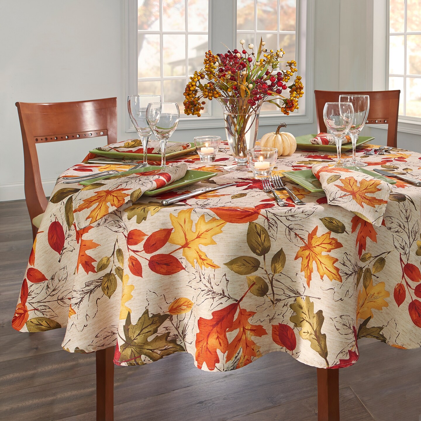 Threadmade Home Autumn Leaves Fall Printed Tablecloth, Multicolor - 70"W x 70"L Round