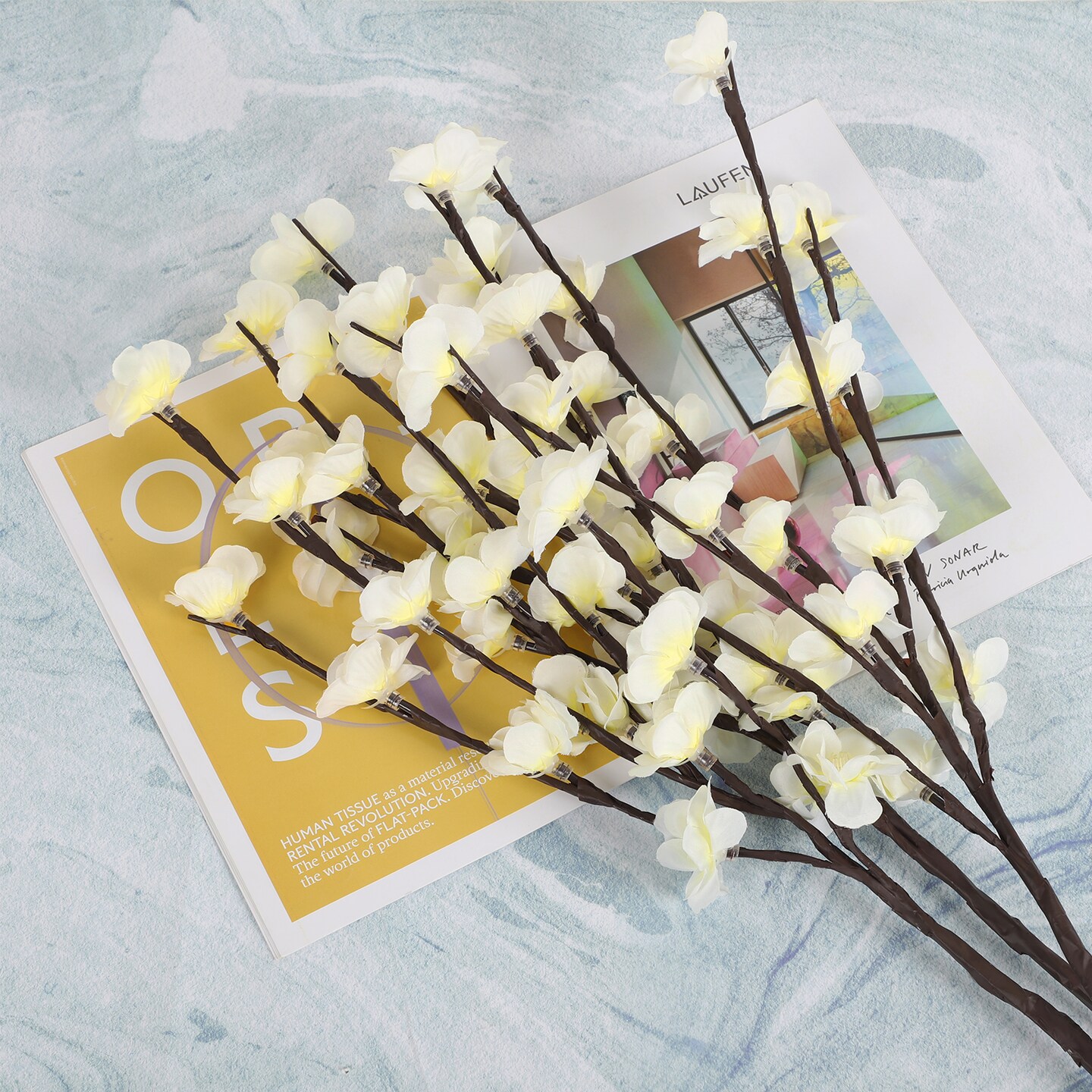 Warm White LED Lighted Magnolia Branches, Battery Operated Flower Lights for Vase Decor