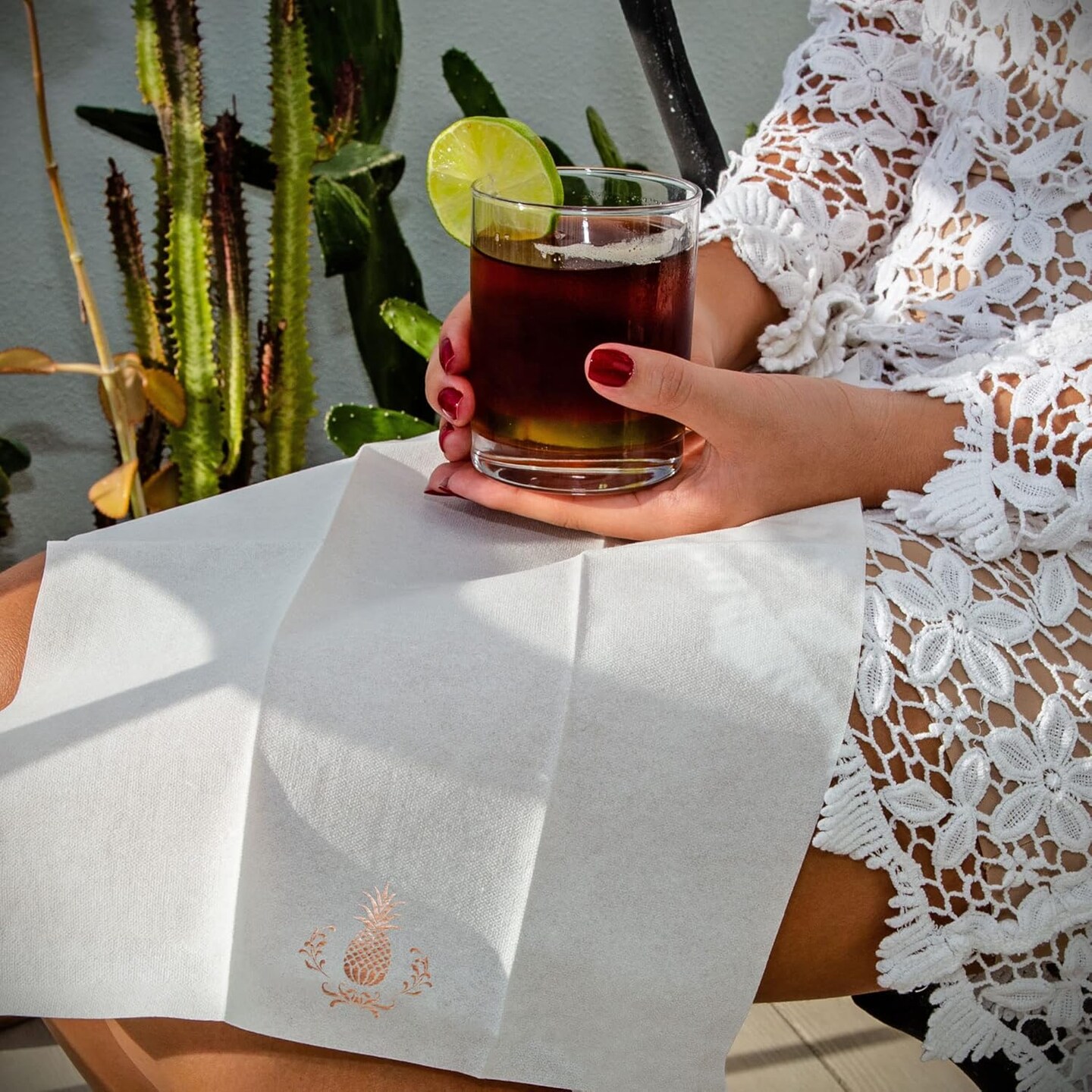Pineapple Rose Gold Foil Stamped Airlaid Paper Dinner Napkins, 1/6 Fold 12&#x22;x17&#x22; Disposable Guest Hand Towels - Absorbent, Linen-Like, Weddings, Receptions, Parties, Bathroom (Rose Gold, 100 Count)