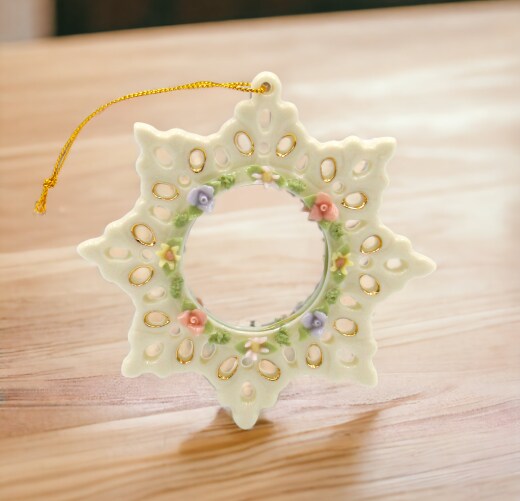 Ceramic Snowflake Ornament, Home D&#xE9;cor, Gift for Her, Gift for Mom, Kitchen D&#xE9;cor, Christmas D&#xE9;cor