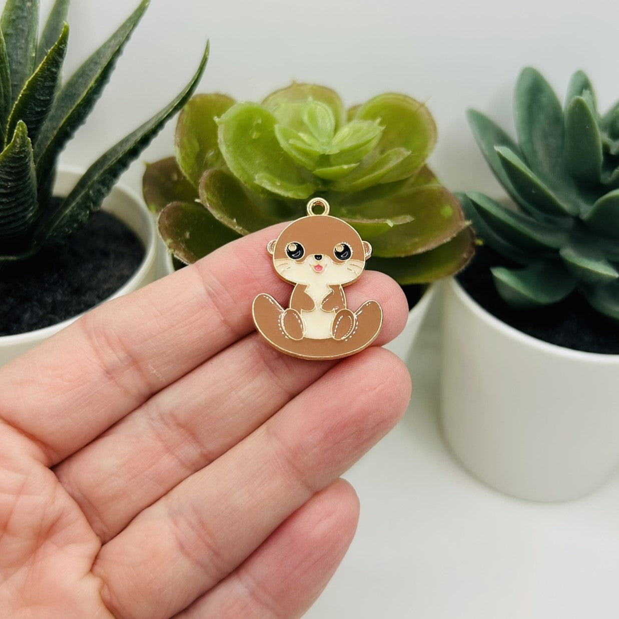 1, 4, 20 or 50 Pieces: Cute Enamel Otter Charms