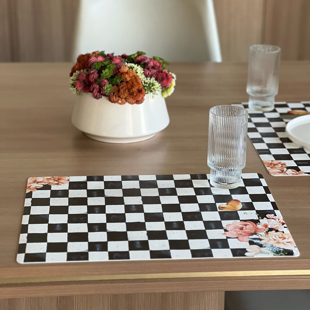Chic Checkered Placemats