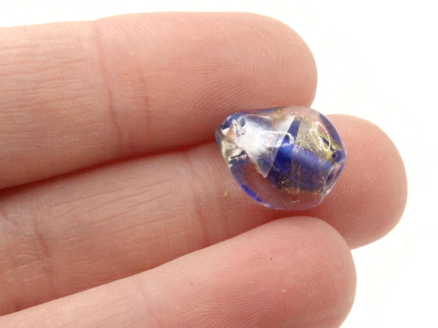 10 15mm Blue and Silver Lampwork Glass Flat Oval Twist Beads