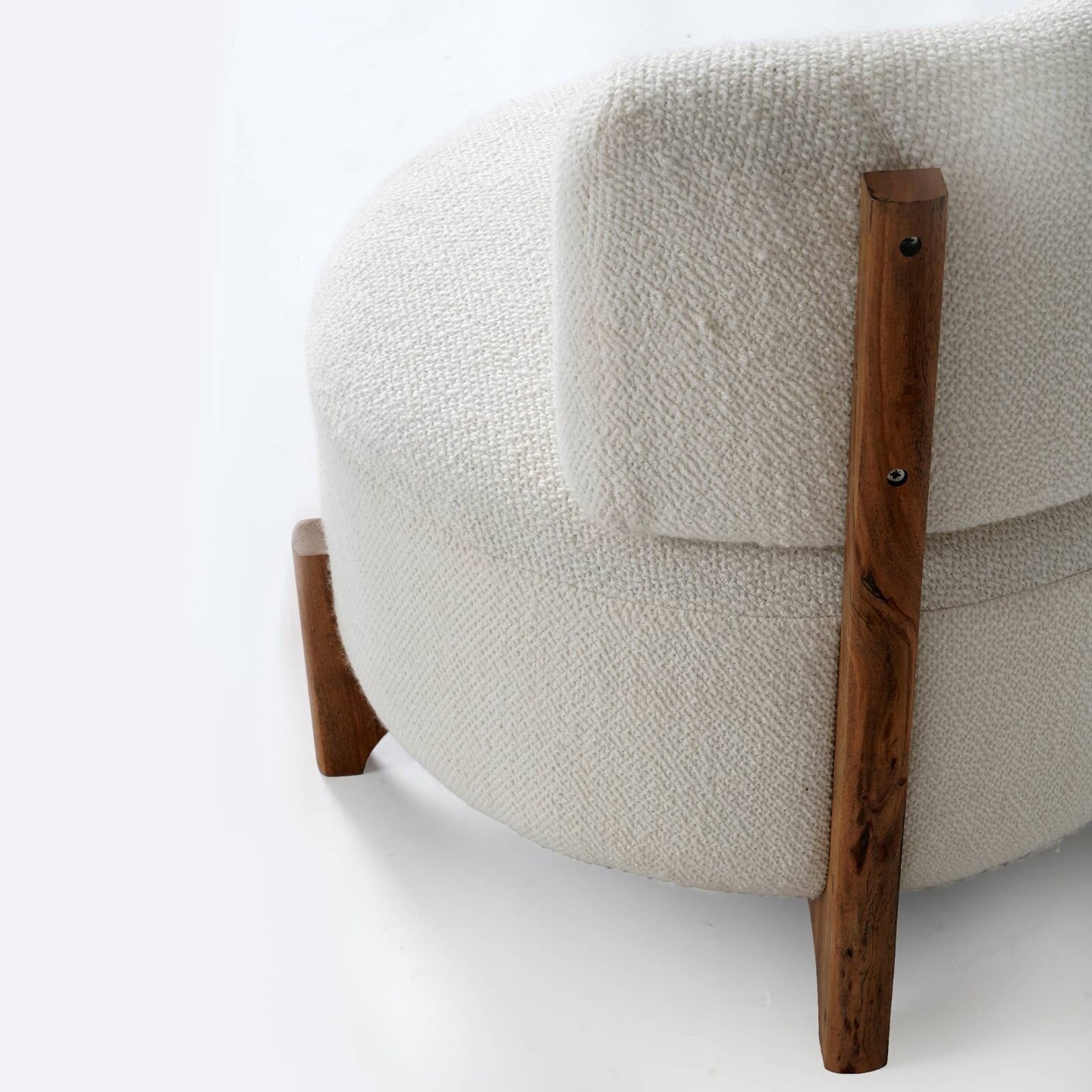 Upholstered Lounge Chair | Modern & Stylish Seating | 23x24x26"