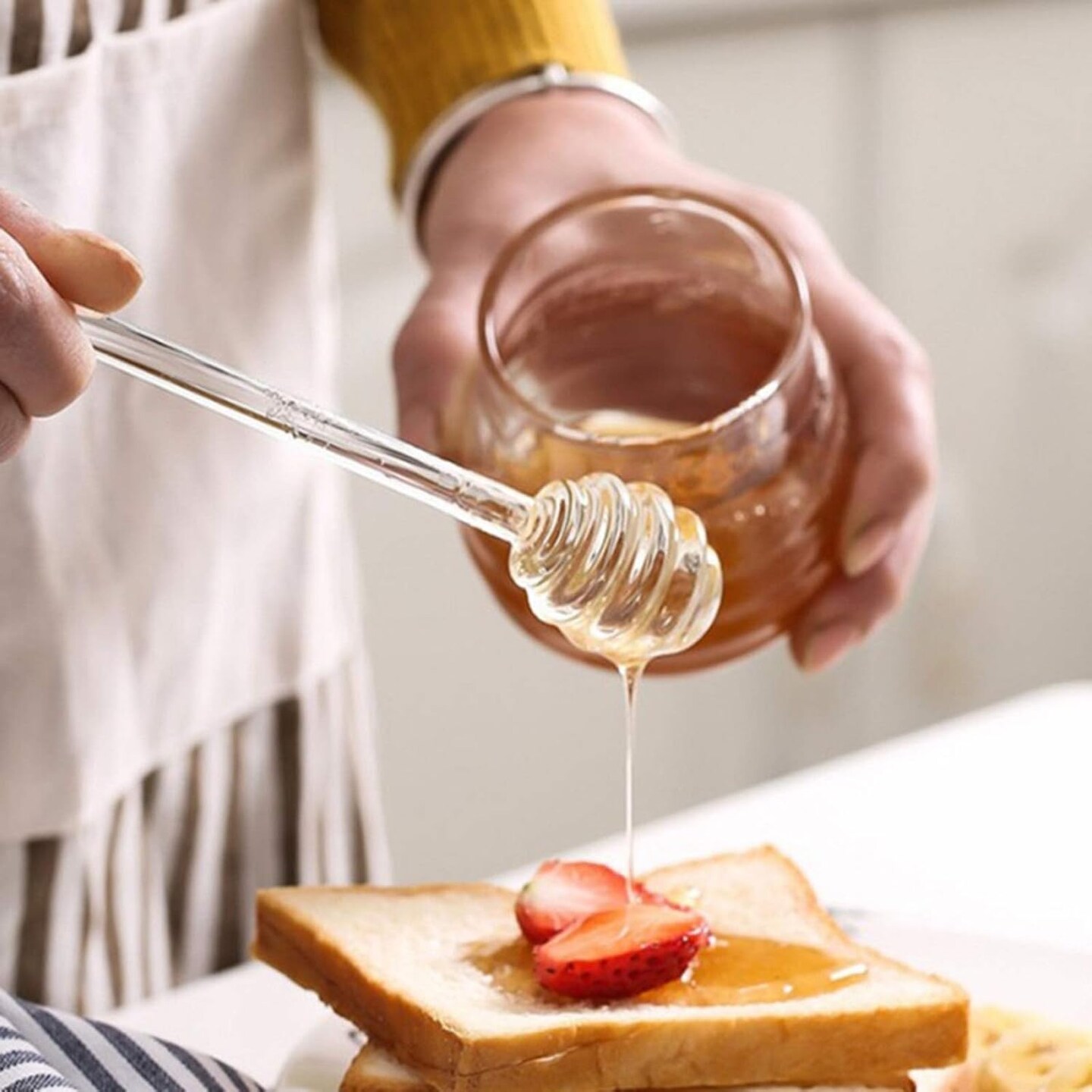 9oz Glass Honey Pot with No Drip Dipper &#x26; Leak-Proof Lid - Clear Honey Dispenser Jar Container for Home Kitchen Coffee Bar Decor Mini Honey Jars with Stand, Reusable Glass Honey Dipper