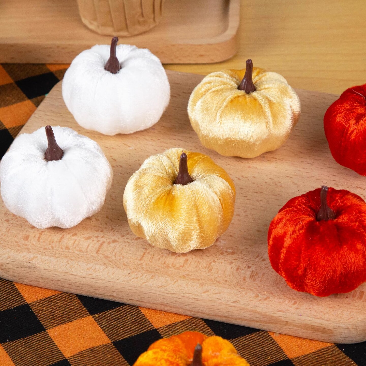 8 Pieces Velvet Pumpkins Fake Decorative Pumpkins Foam Pumpkins for Decoration Fall Theme Party Wedding Halloween Thanksgiving Table 4 Colors