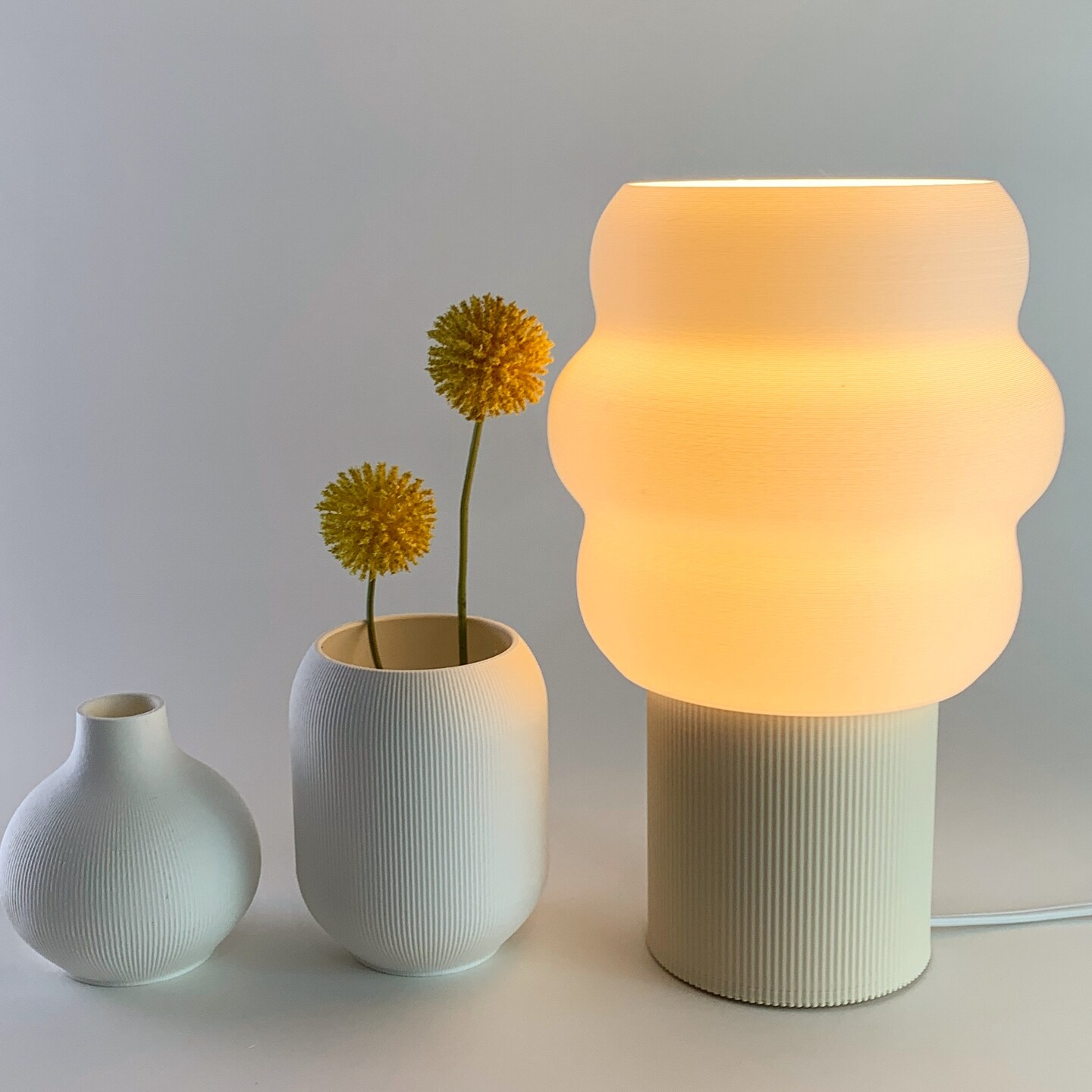 Honey and Ivy Jelli Table Lamp - Ice Cream Lamp - Cozy Home