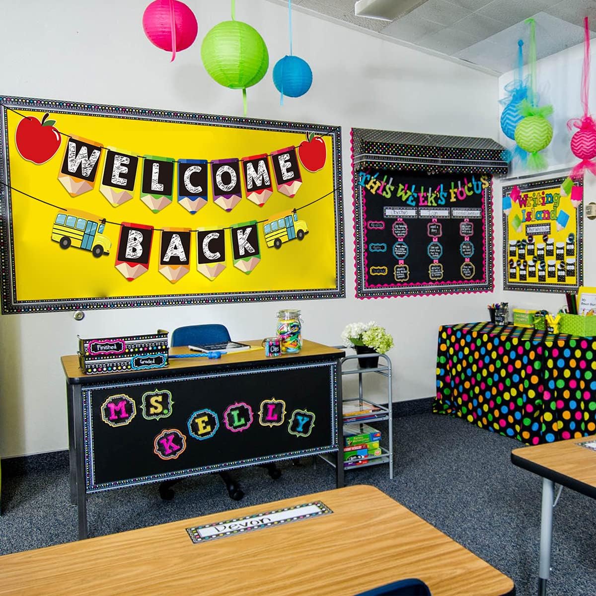 Welcome Back Banners Back to School Decorations for Classroom (multicolored)