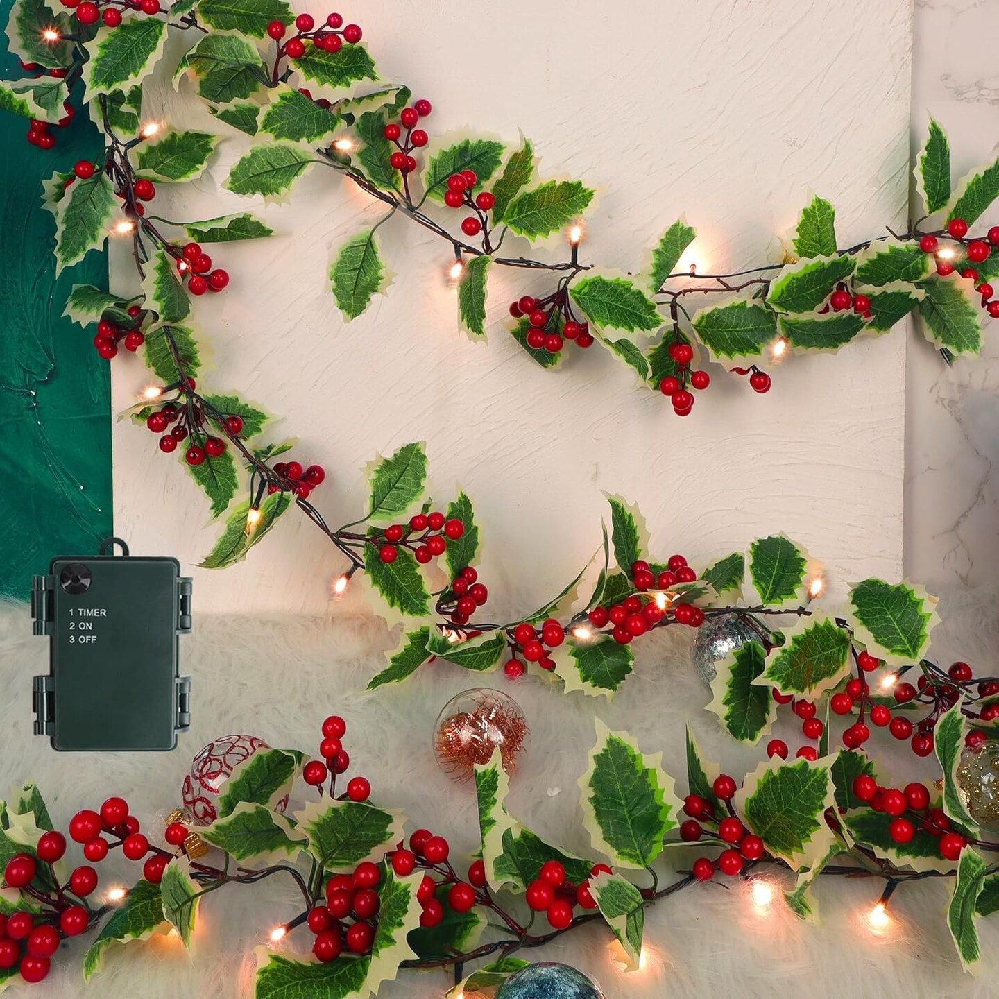 Christmas Garland, 6.5FT Pre-lit Red Berries &#x26; Holly Leaves