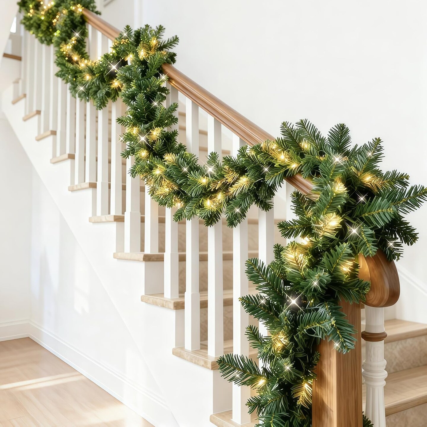 9 FT Christmas Garland with Lights (Green)