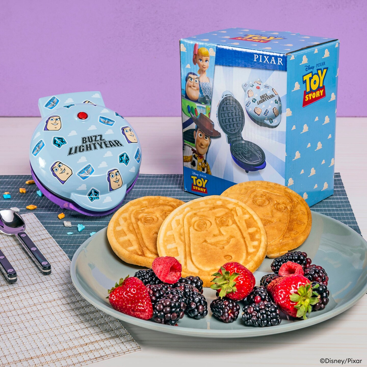 Uncanny Brands Disney Pixar Toy Story Buzz Lightyear Mini Waffle Maker