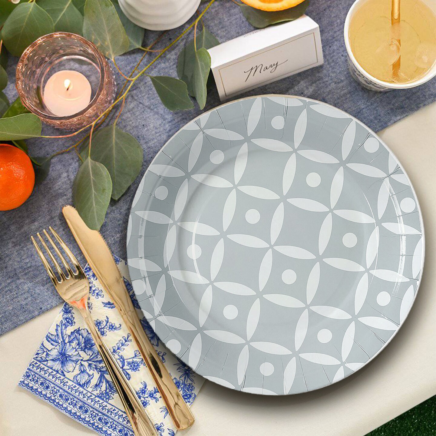 8 Ct. Geometric Paper Dinner Plates Chic 9" Disposable Party Plates