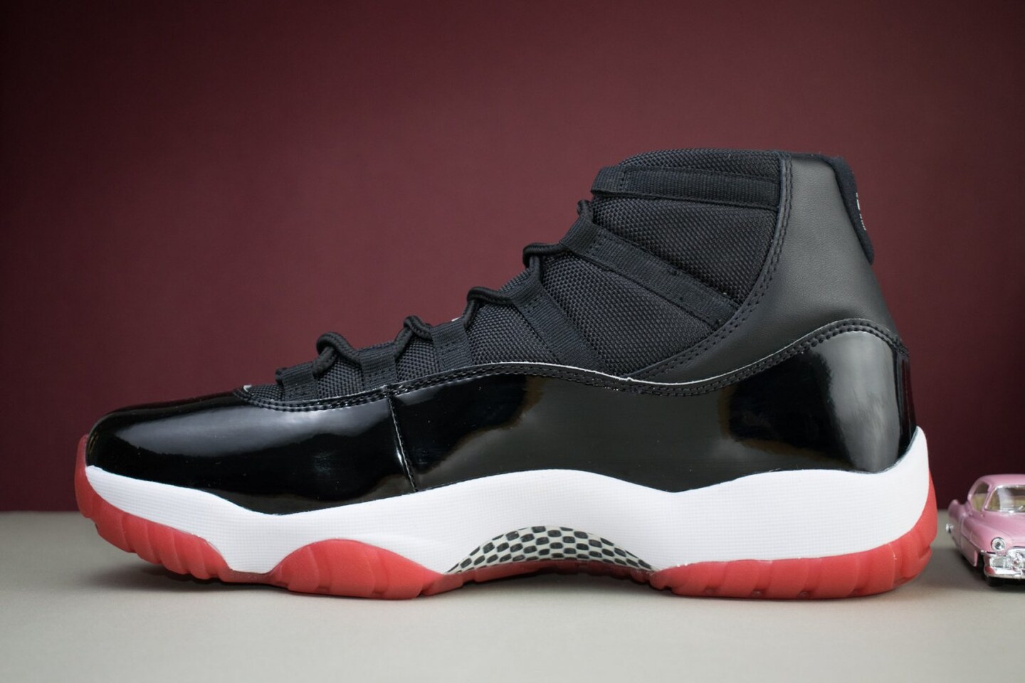 Jordan 11 Retro Playoffs Bred (2019) Black Red Shoes