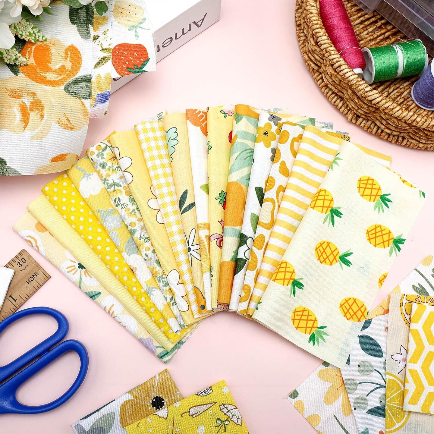 500 Pcs 5 x 5 Inches Cotton Fabric Squares Precut(Yellow Floral)