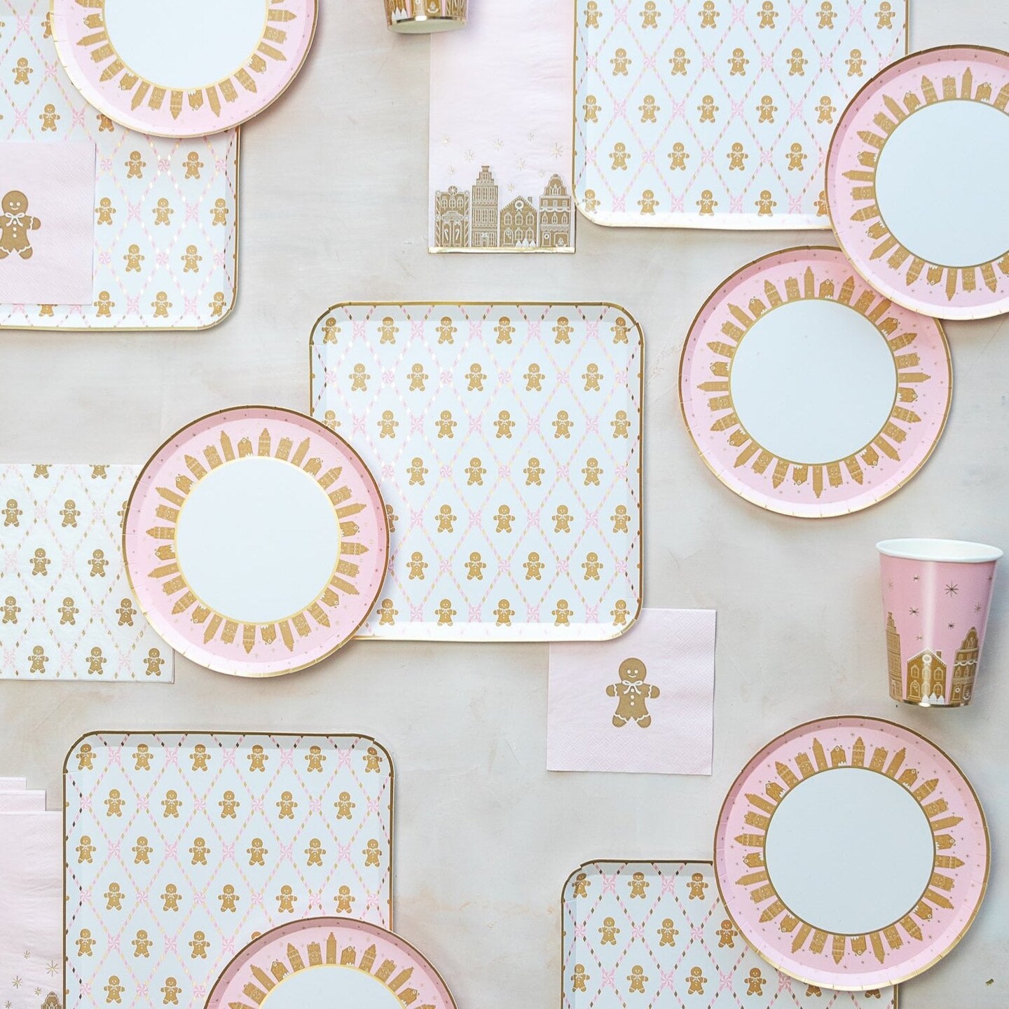 PINK GINGERBREAD SMALL PLATES