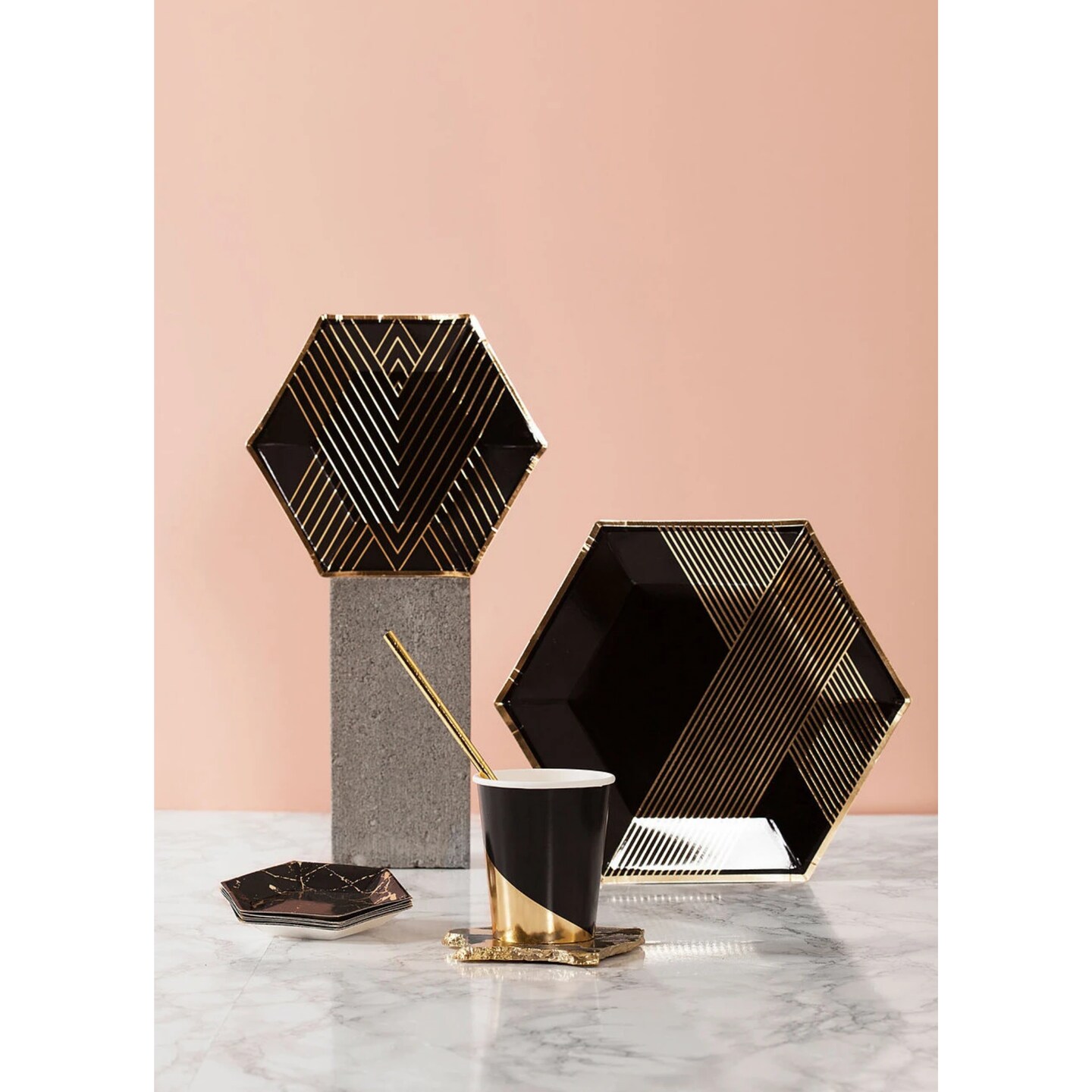 NOIR BLACK &#x26; GOLD COLORBLOCK CUP