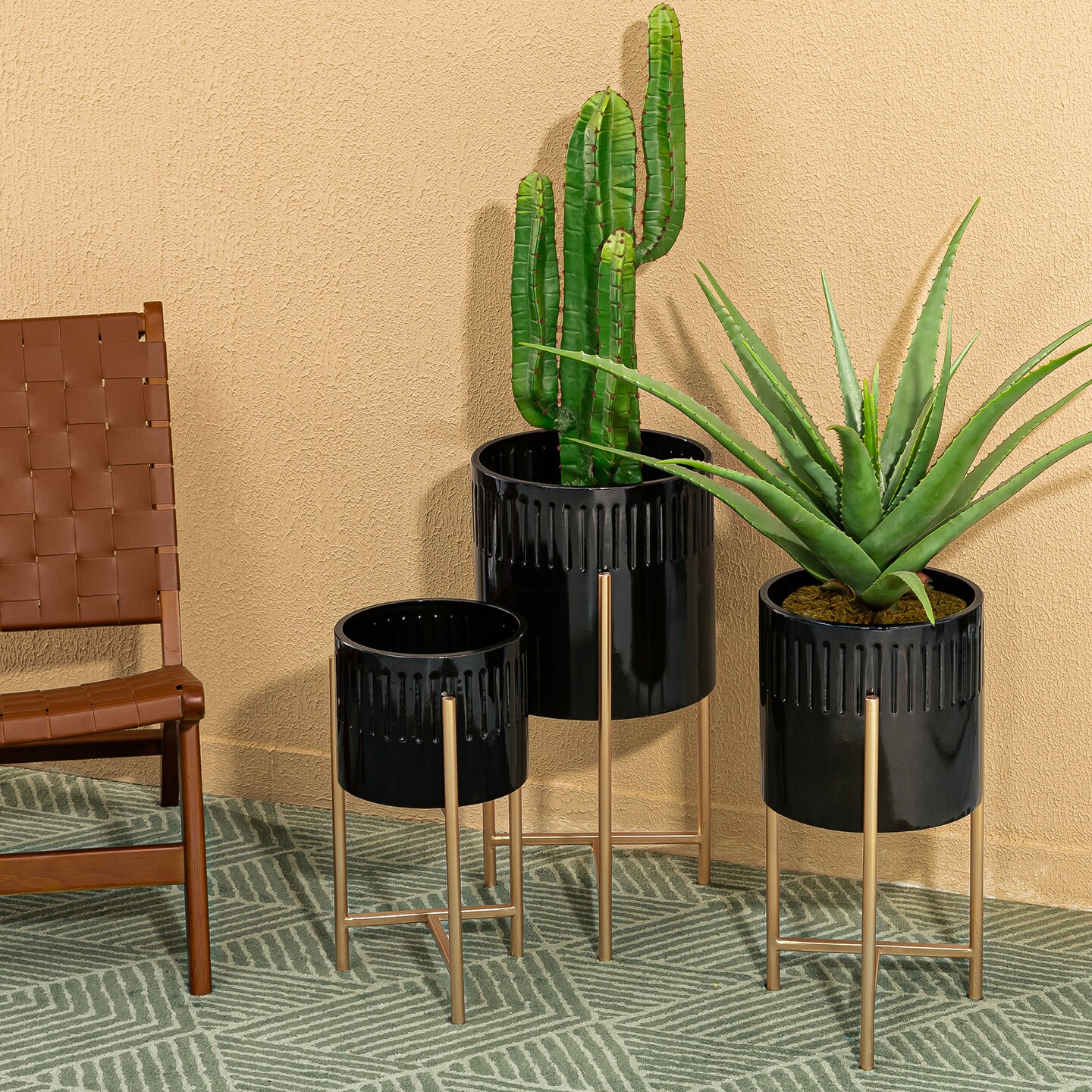 Set of 3 Washed Metal Planter Stand