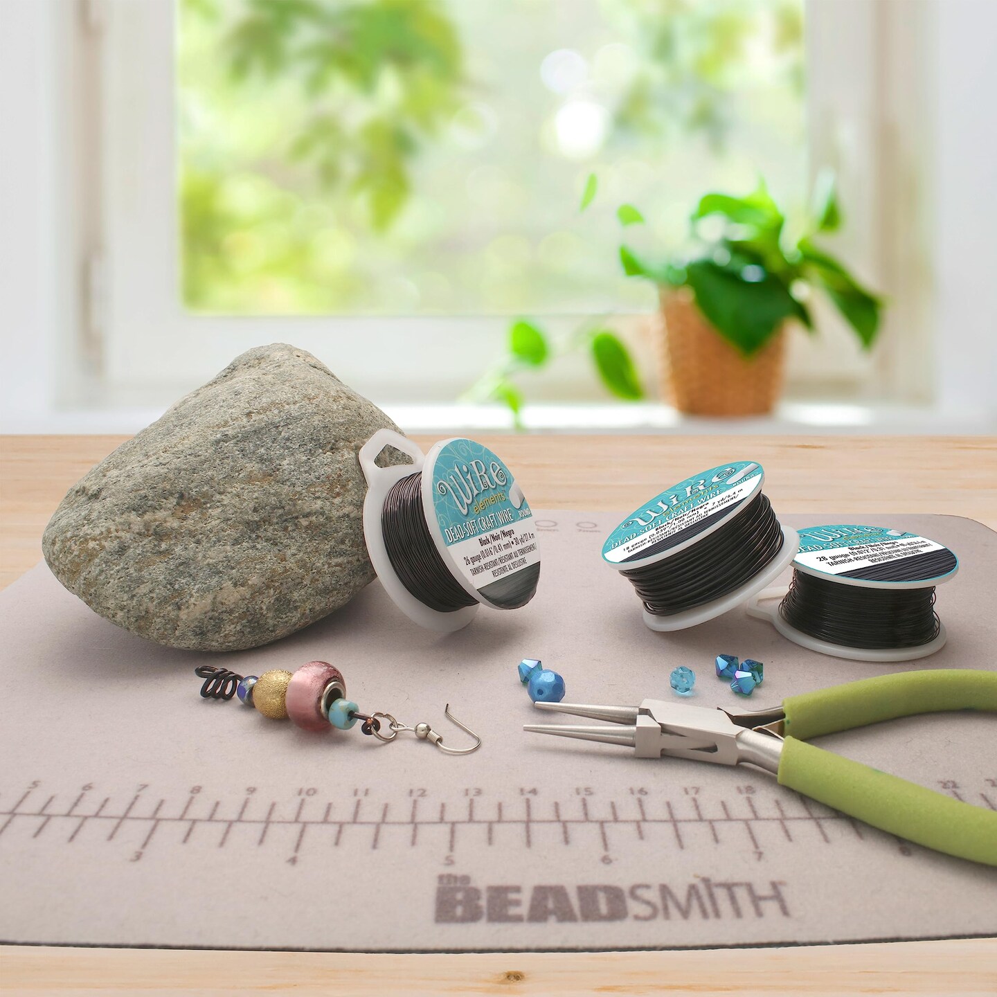 The Beadsmith CW Button