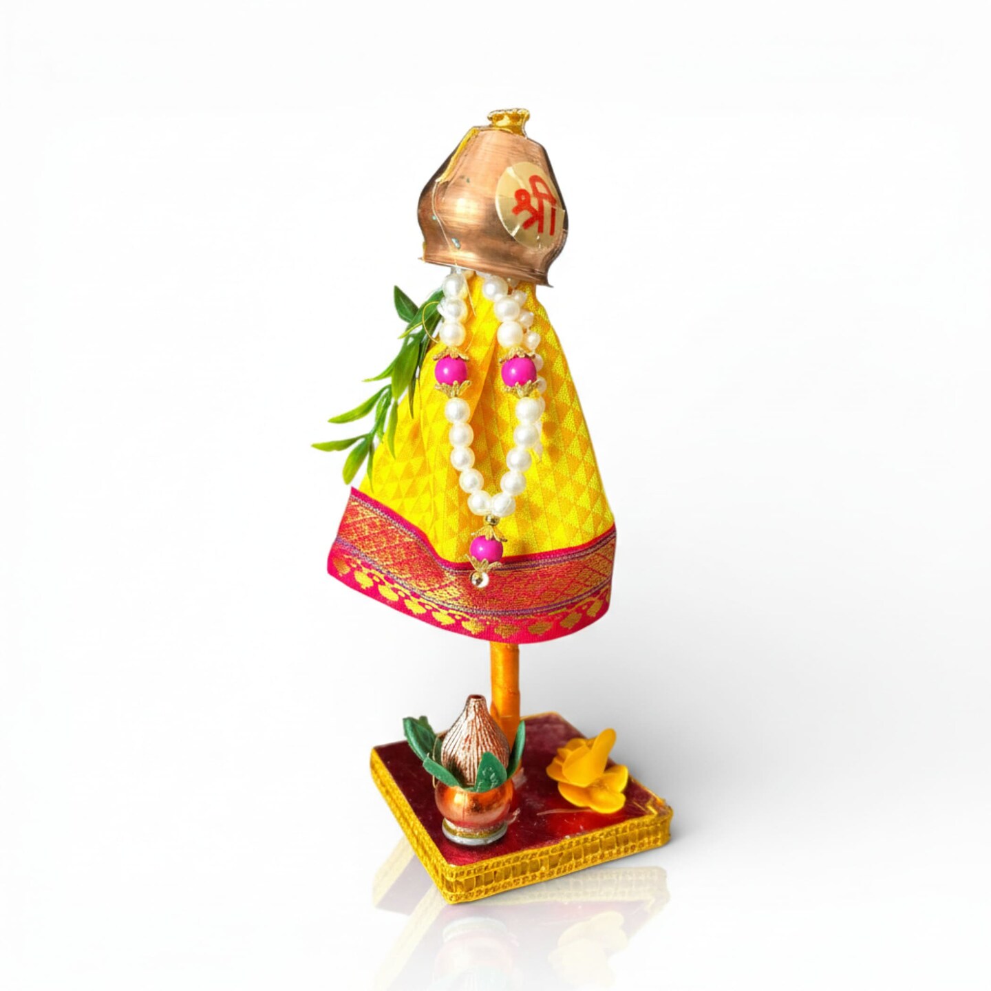 Readymade (7inch) Mini Gudi Padwa Decoration for Home | Traditional Gudi Showpiece with Plastic Gathi Mala - Maharashtrian New Year Gift