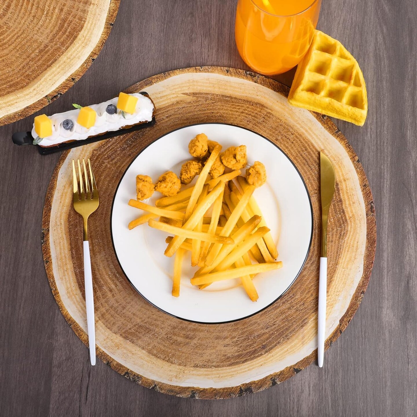 60 Pack 13.8 Inches Wooden Slice Paper Placemats Disposable Rustic Wood Grain Round Table Mats for Vintage Country Wedding Birthday Party Table Setting Decorations