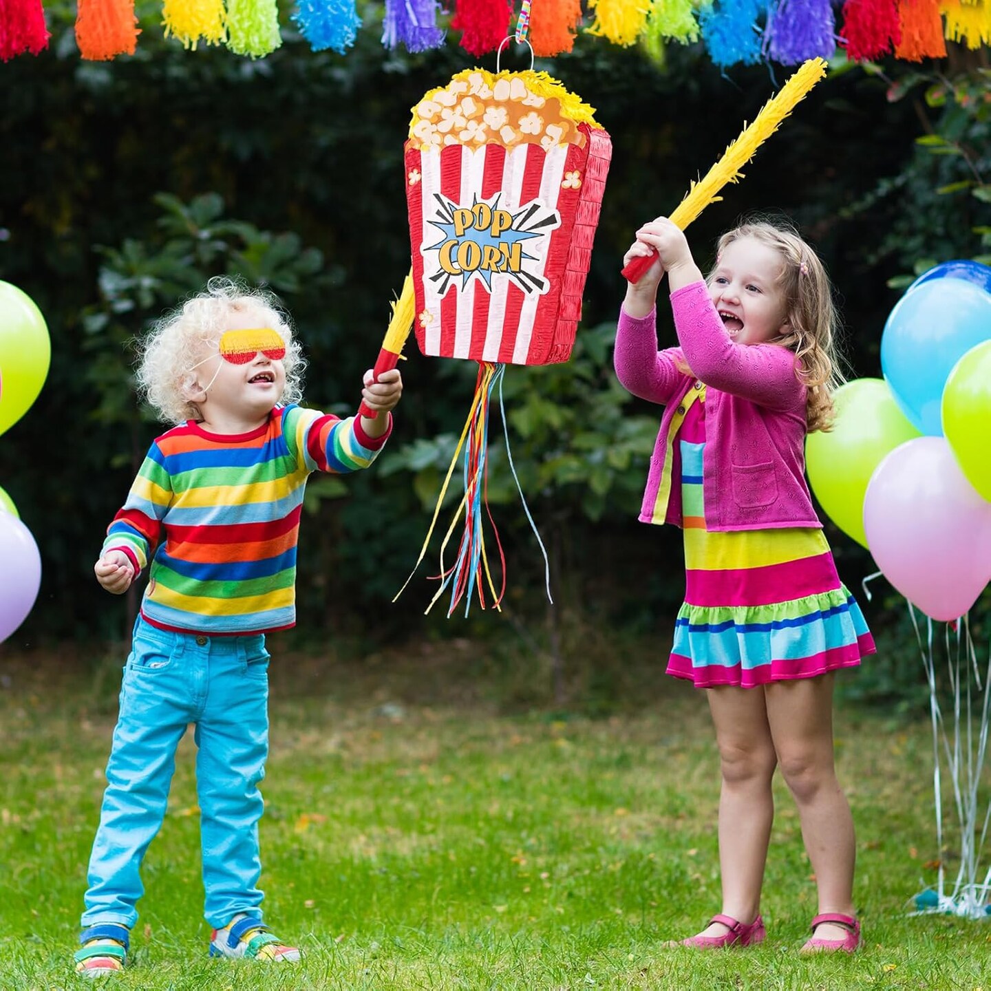 Popcorn Pi&#xF1;ata Large Circus Pi&#xF1;ata for Birthday Carnival Circus Themed Parties Great Party Addition for Boys Grils Holiday Celebration (16.9&#xD7;11.8&#xD7;3.54in)