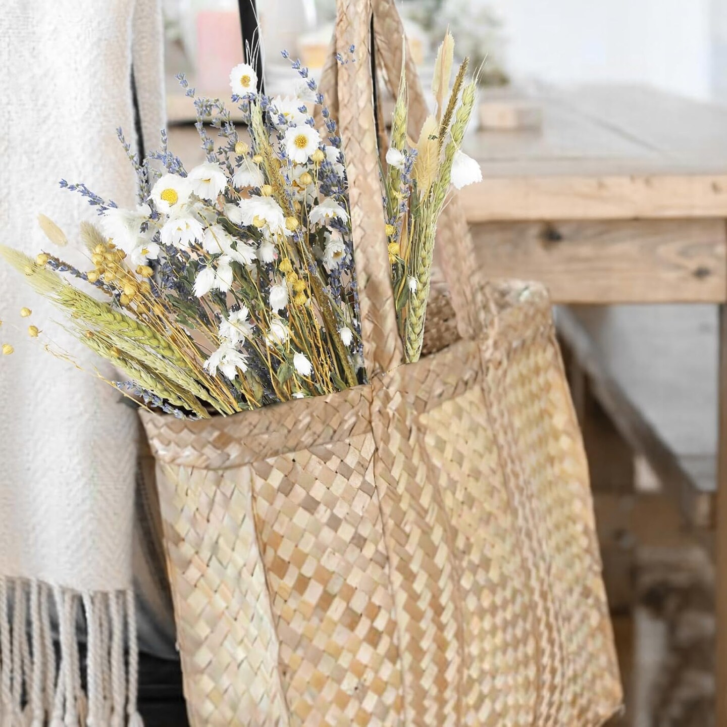 Dried Flowers Bouquet Dried Daisy Flowers Natural Lavender Bundles Dried Gerber Daisies Flowers Bunny Tails Wheat Stalks Floral Arrangements