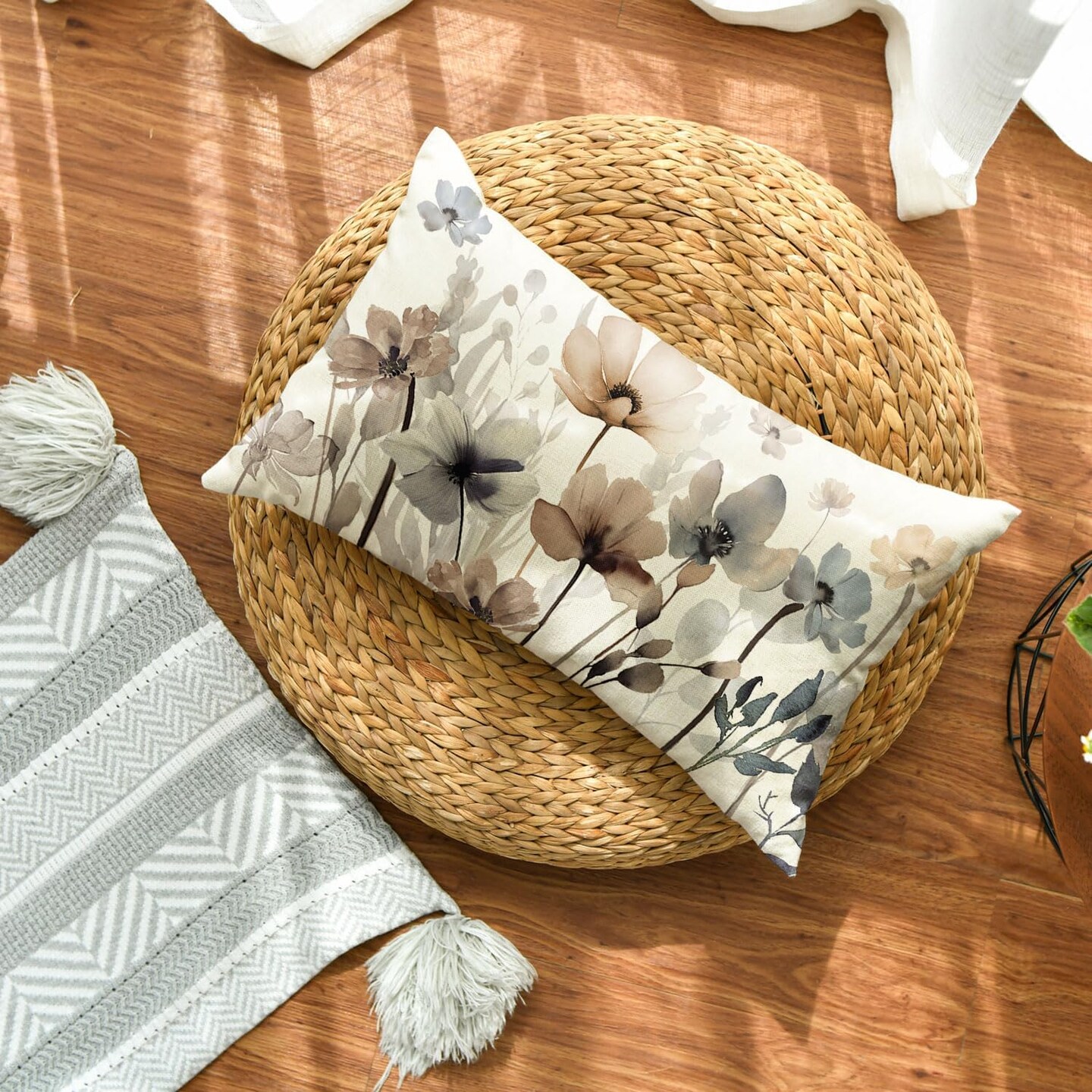 Poppy Flowers Chinoiserie Throw Pillow Cover, 12 x 20 Inch Spring Seasonal Leaves Cushion Case Decoration for Sofa Couch Farmhouse
