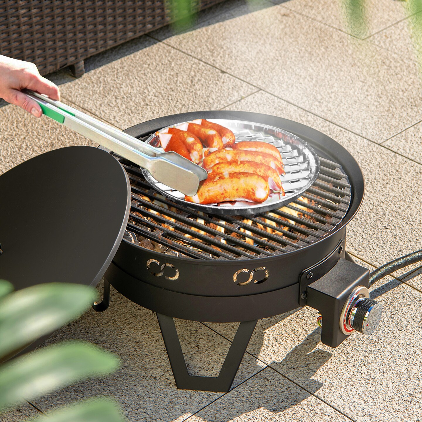 Black Metal and Stainless Steel 2-in-1 Fire Pit with Grill