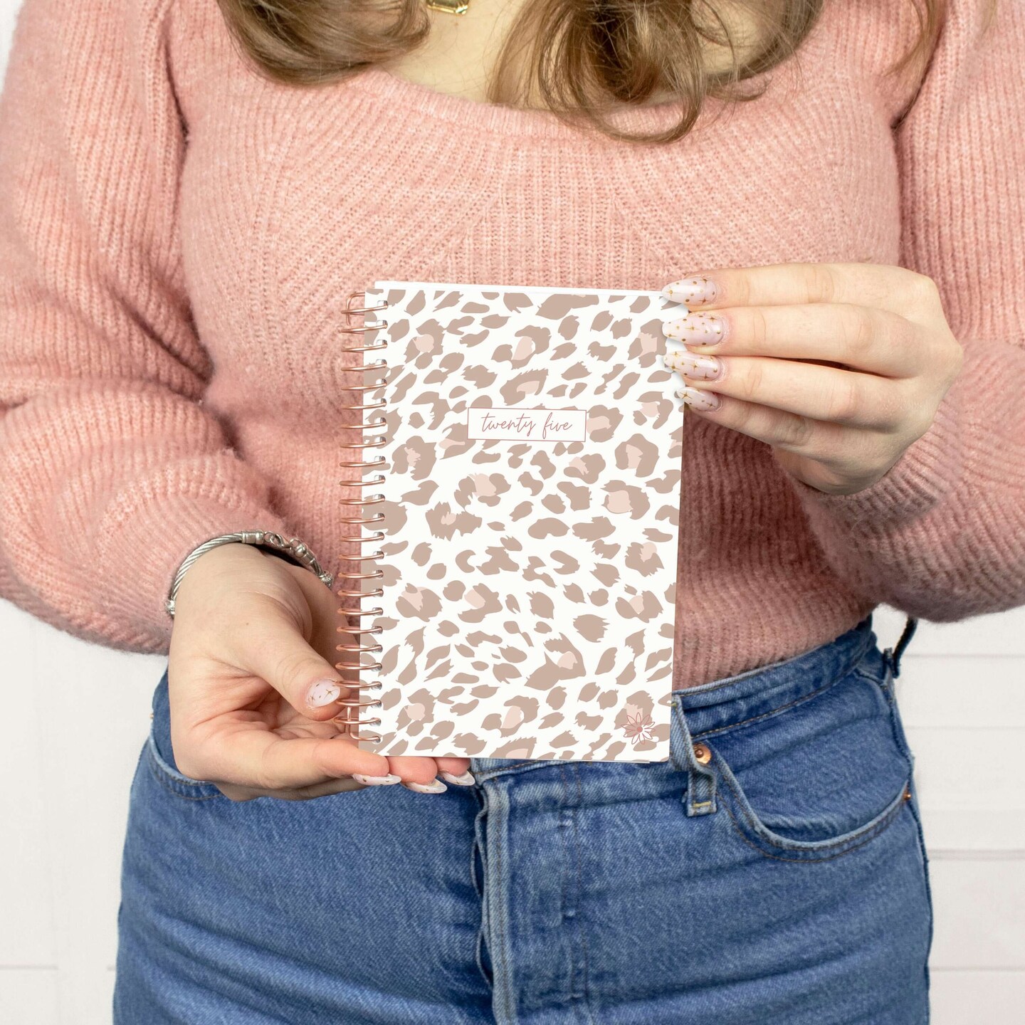 bloom daily planners 2025 Soft Cover Planner, 4&#x22; x 6&#x22;, Tan Leopard