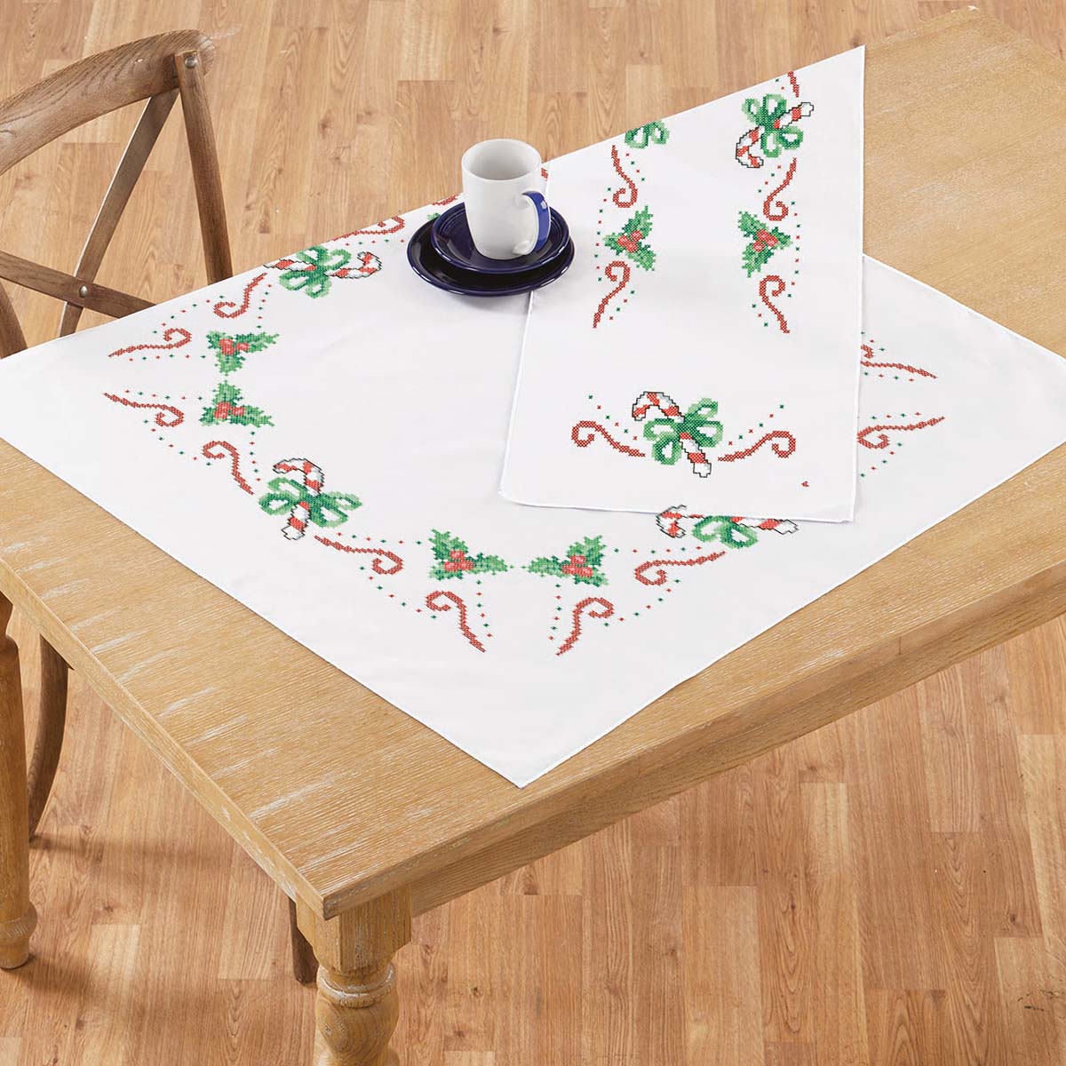 Herrschners Christmas Treats Topper & Runner Stamped Cross-Stitch