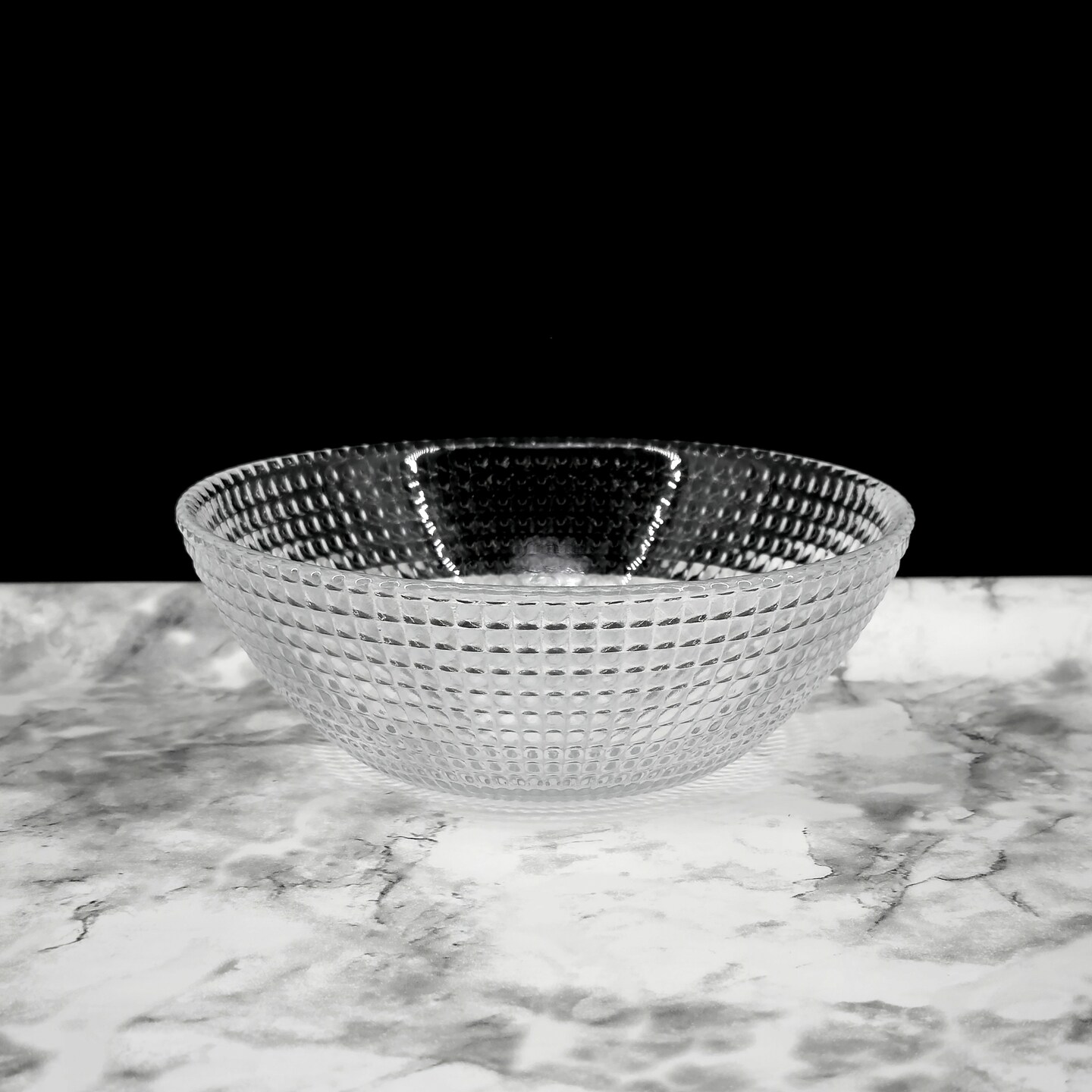 Decorative Lead-Free Glass Bowl Microwave and Dishwasher Safe