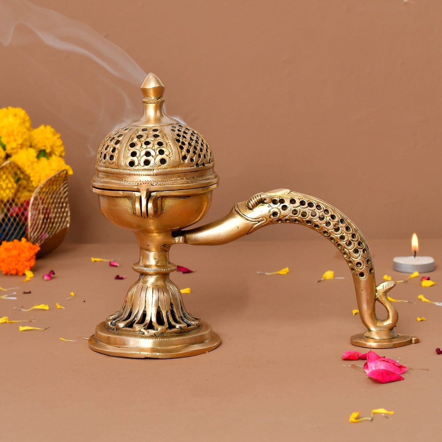 Brass Incense Dhoop Burner Aroma for Prayer Puja Meditation Spiritual Events Dhoopam for Havan Rituals - Diwali Decoration Loban Dhoop Dani for Temple Home Prayer Room (7.8x3.9 Inches)