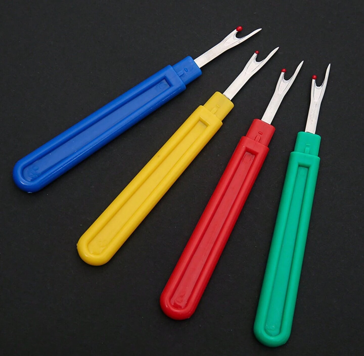 Assorted Color Thread Ripper – DIY Sewing Accessories – Seam Ripper in Various Styles & Colors – Stitch Removal Tool for Sewing, Quilting, Crochet & Embroidery