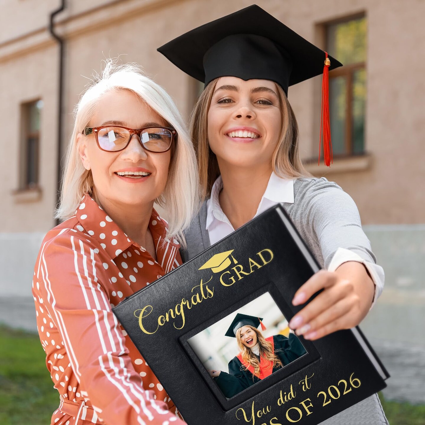 Graduation Photo Album Holds 200 Pcs 4 x 6 Inch Photo 2026 Graduation Leather Album with Front Window Memory Scrapbook for College Graduate Gift (Delicate)