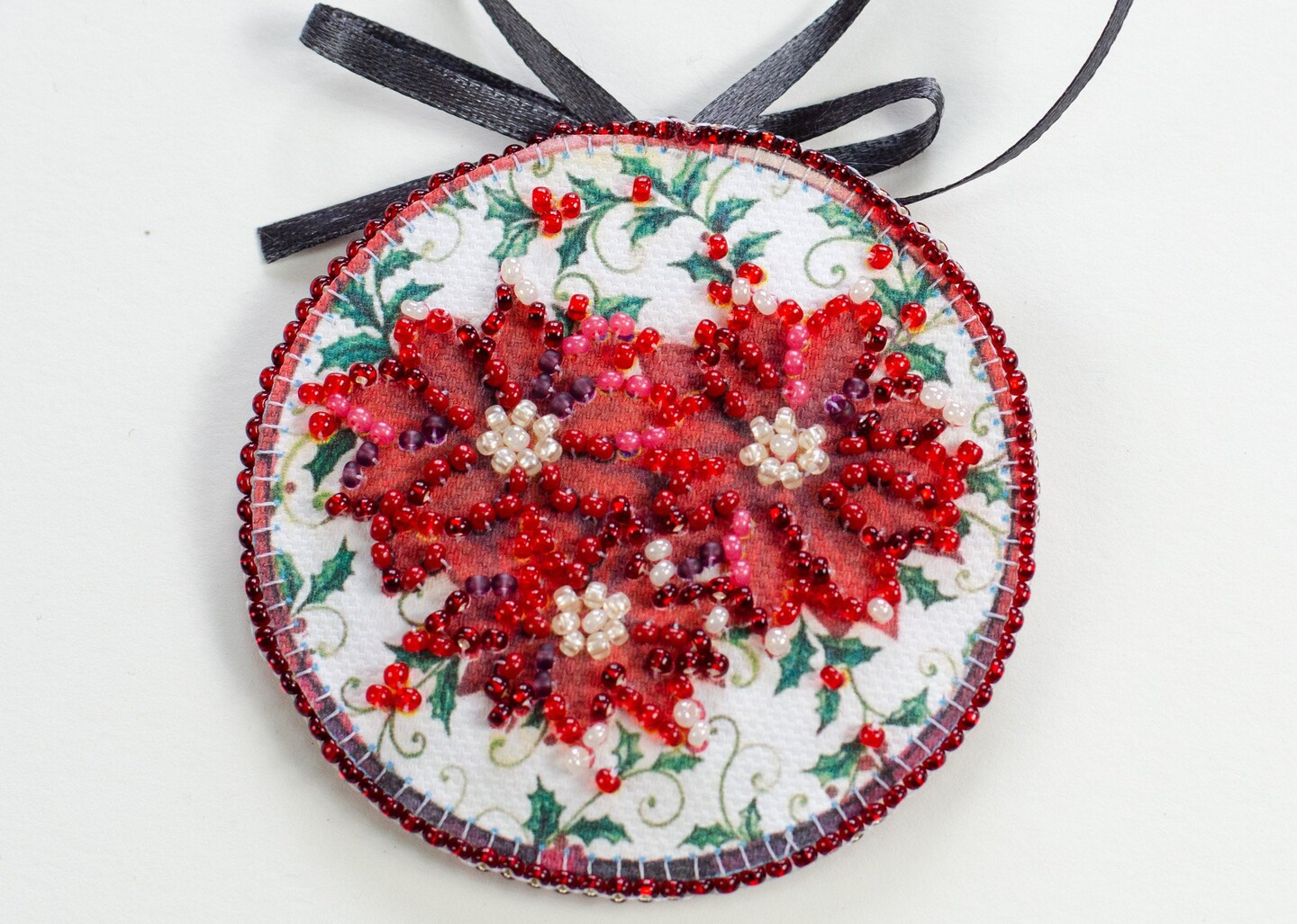 Bead Embroidery Kit Decoration - Red cardinal