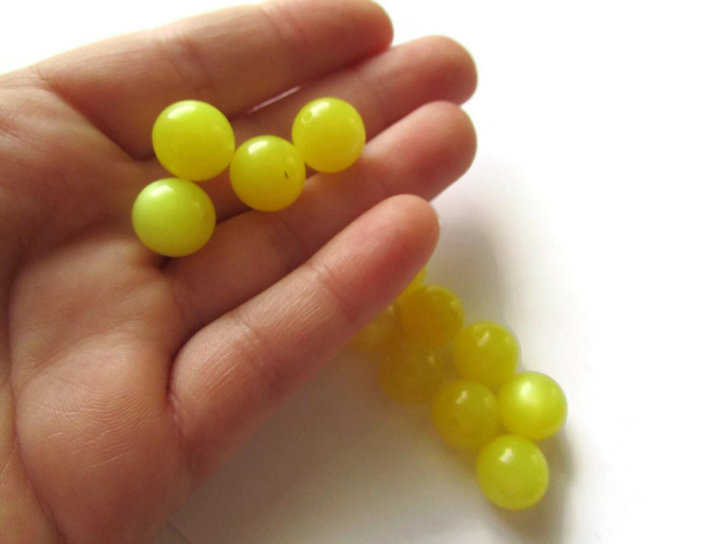 12 12mm Vintage Round Yellow Moonglow Lucite Beads