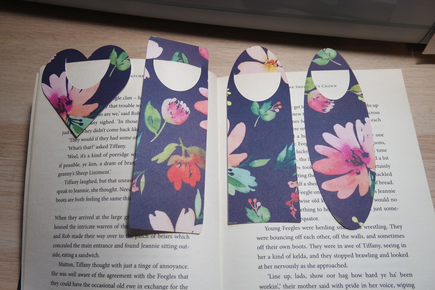 How-To name is Cardstock Clip Bookmarks