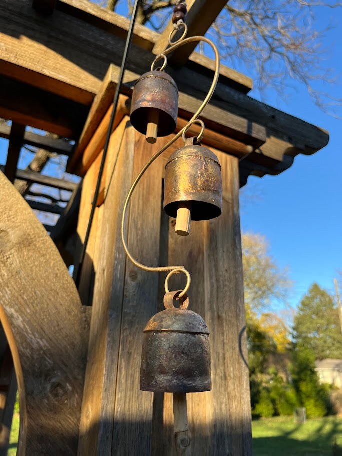 Winding Bells - *Wood Clapper / Dinger Bell