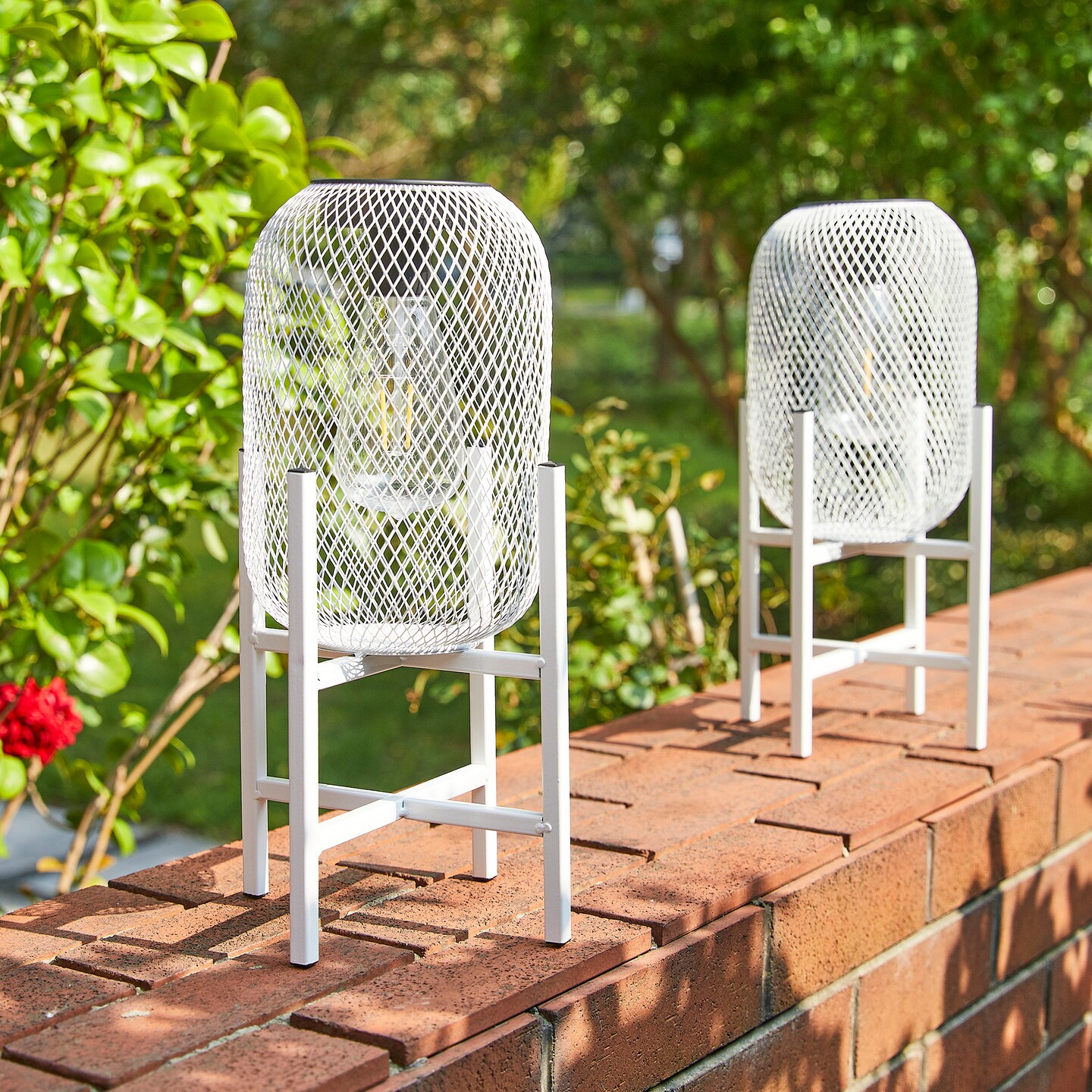 Set of 2 White Metal Mesh Solar Powered Edison Bulb Outdoor Lantern with Stand