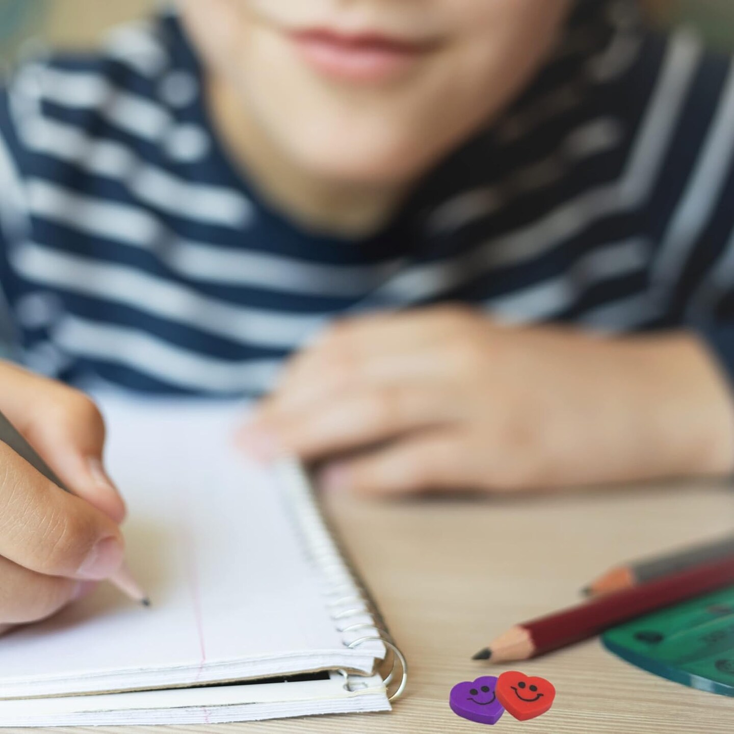 4E’s Novelty Mini Heart Erasers 144 Pack for Kids, Valentines Day Classroom Favors