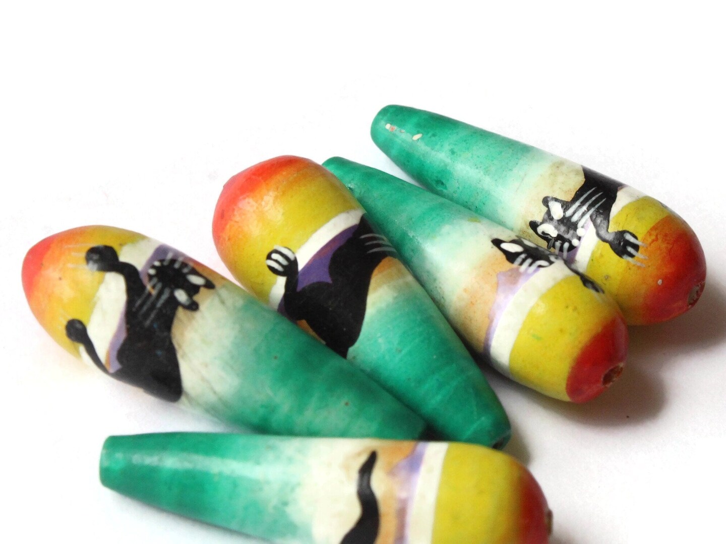 5 32mm Vintage Painted Clay Multicolor Teardrop Cat Peruvian Beads