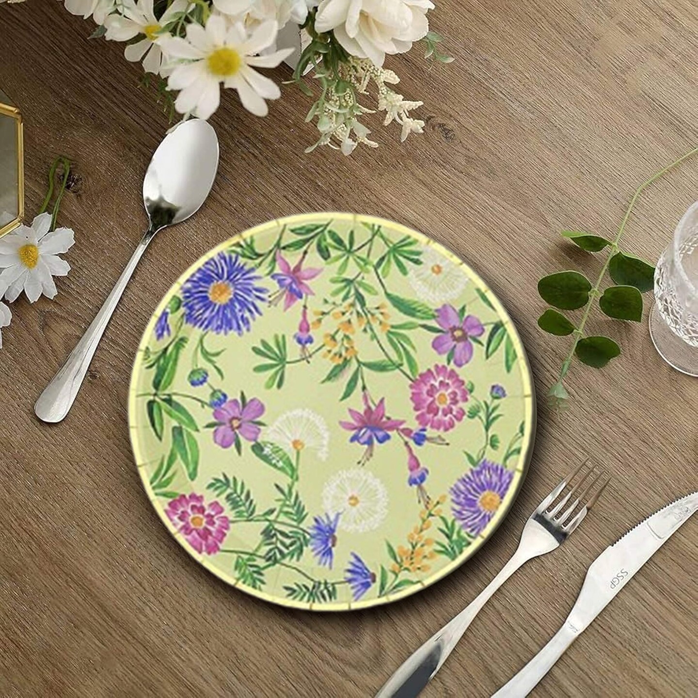 10 Count Wildflowers Small Paper Plates 7.25 Inch Floral Party Plates for Spring and Events