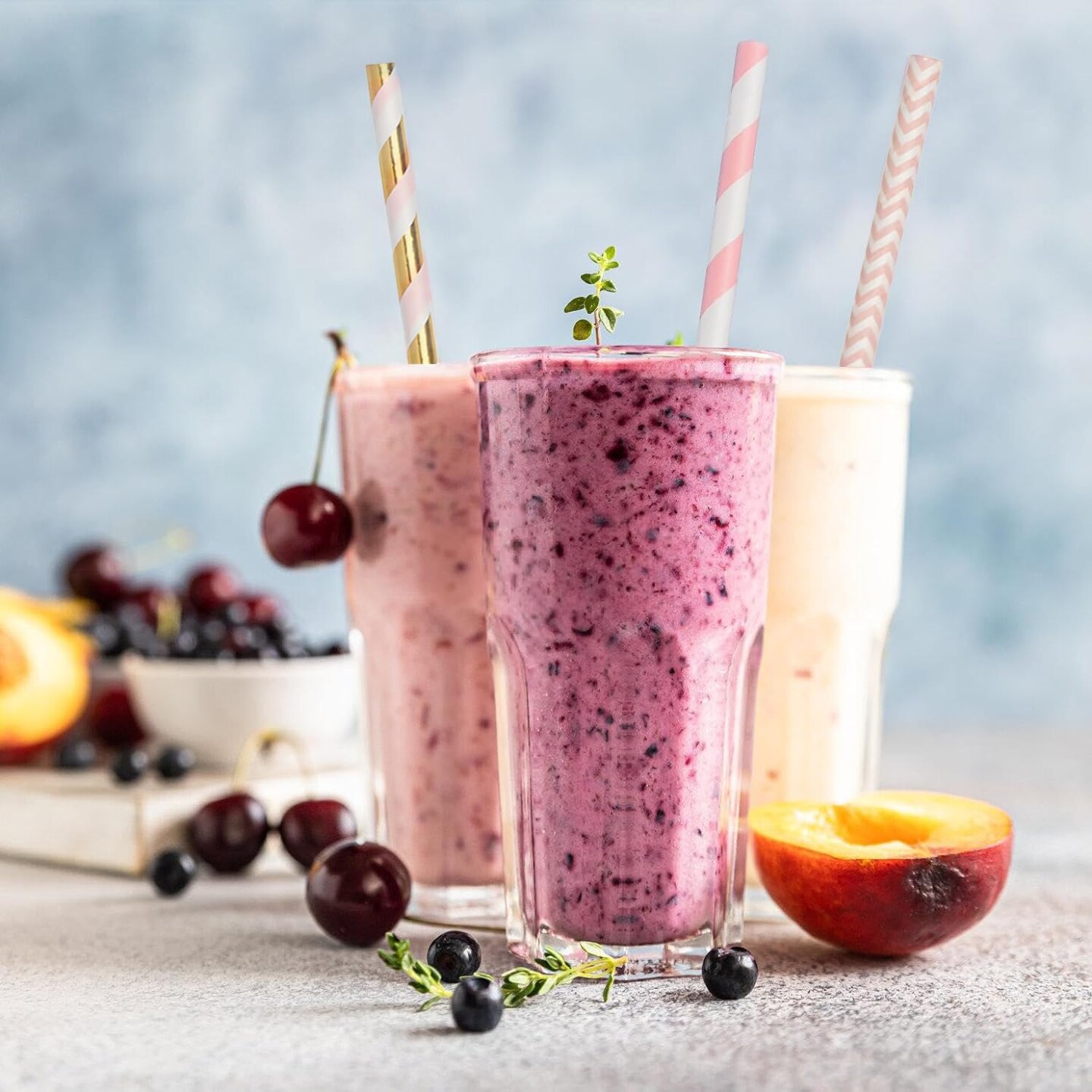 Biodegradable Paper Straws, 100 Pink and Gold Straws for Party Supplies, Birthday, Wedding, Bridal/Baby Shower, Christmas Decorations and Holiday Celebrations