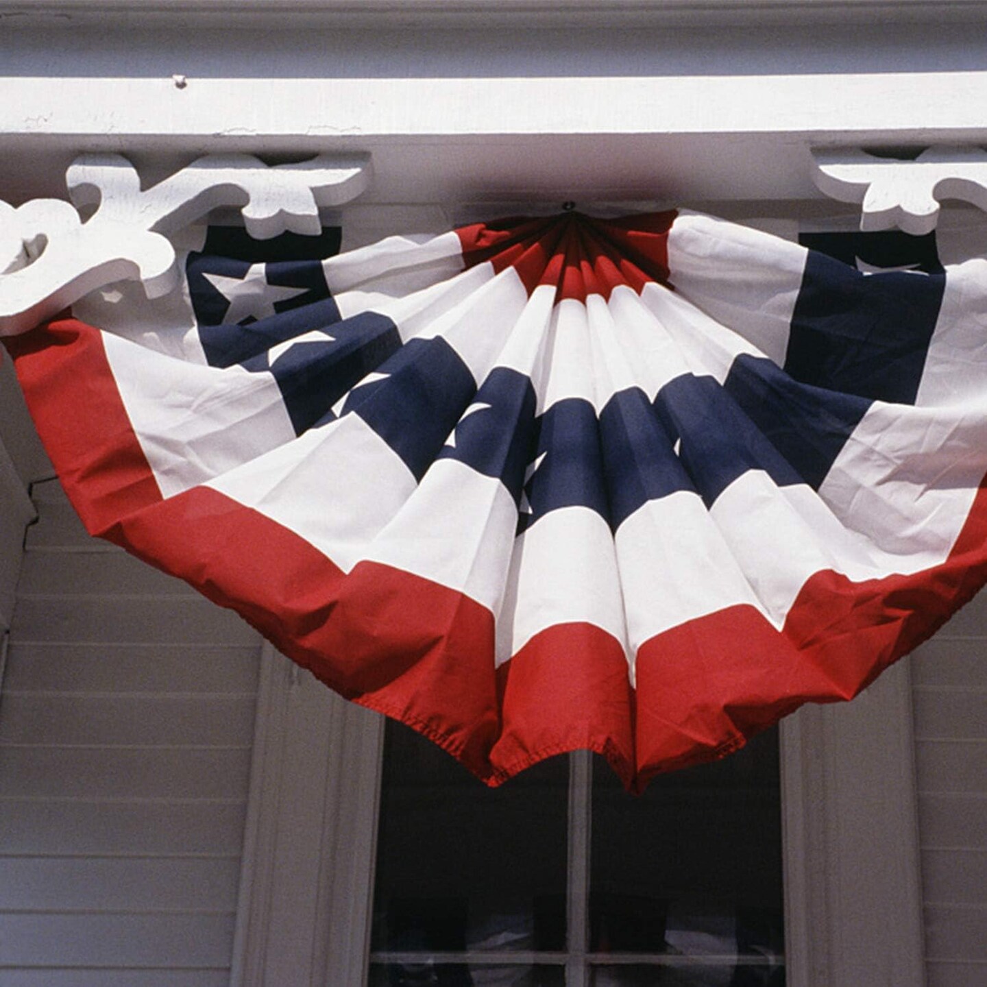 6PCS USA Patriotic Pleated Fan Flag - 3 x1.5 Ft American US Flag Bunting Banner Patriotic Bunting Flag Stars and Stripes Flag Bunting for Memorial Day The 4th of July and Labour Day (18INx35IN)